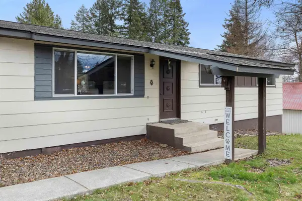 604 Line St., Deary, ID 83823