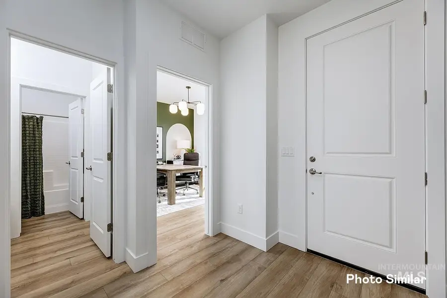 5467 E Victoria Falls Dr, Nampa, ID 83686 - #3