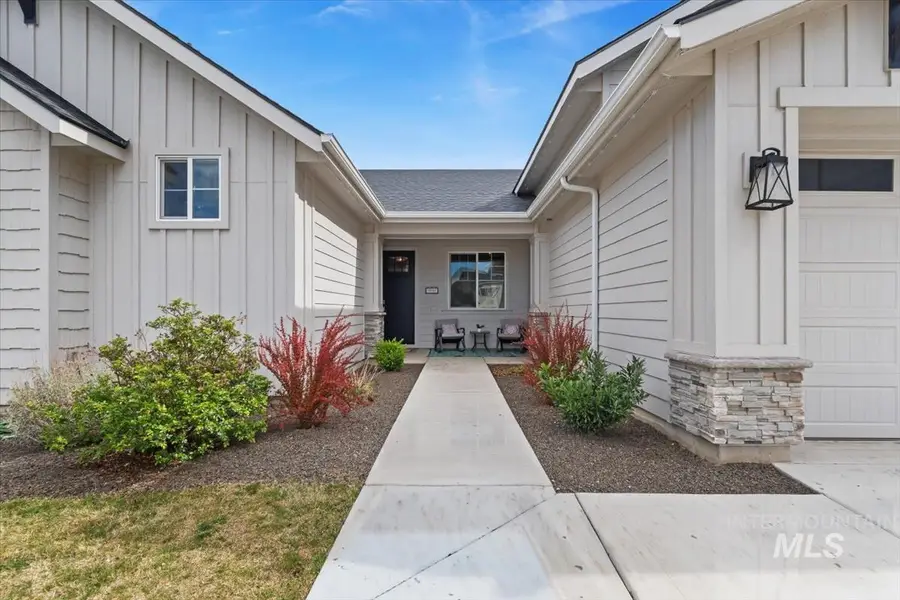 17628 N Pass City Pl, Nampa, ID 83687 - #2
