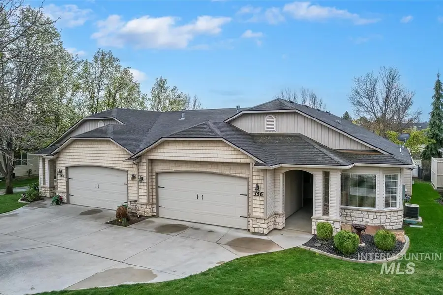 356 S Golden Eagle Lane, Eagle, ID 83616 - #2