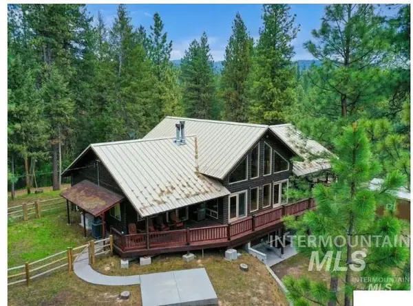 31 Rainbow Ridge, Garden Valley, ID 83622