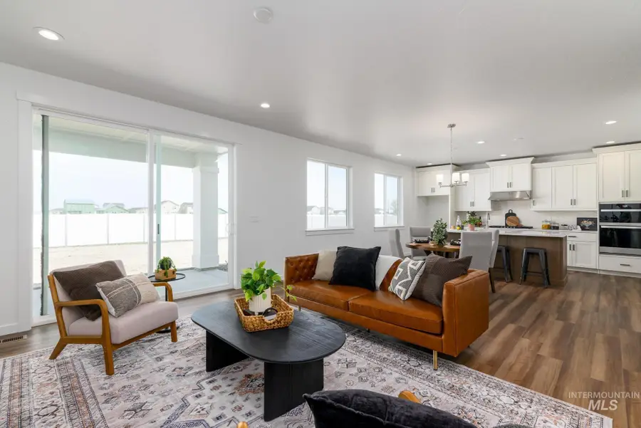 6049 W Snow Currant St, Meridian, ID 83646 - #3