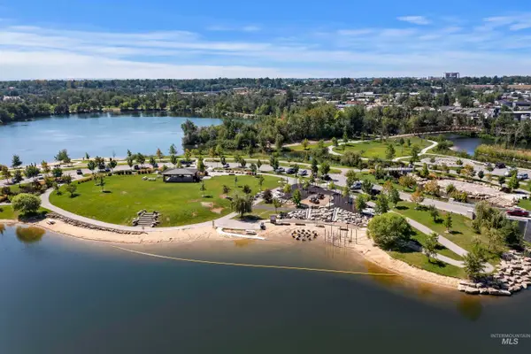 790 Riviera Dr #Space 47, Boise, ID 83703