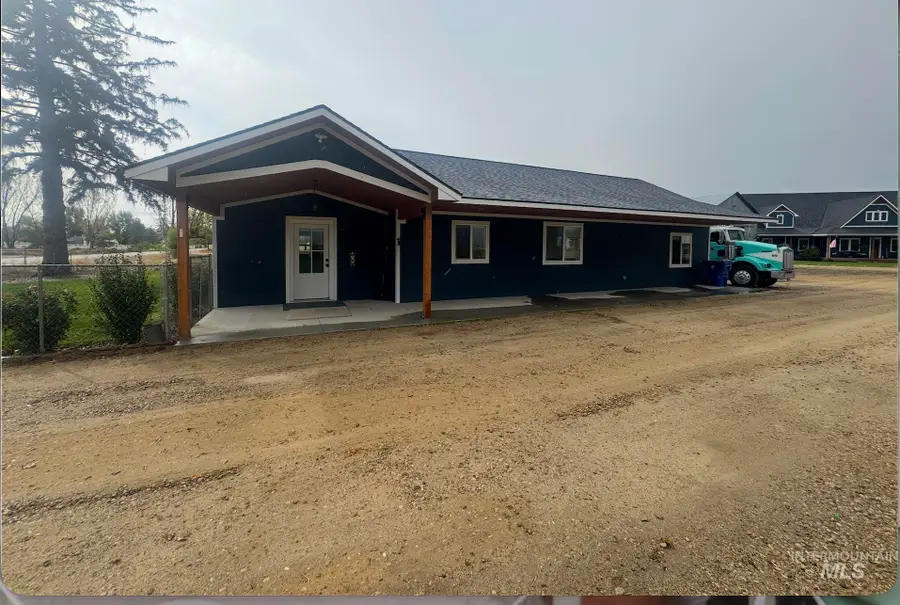 415 N Locust Grove Road, Kuna, ID 83634 - #2