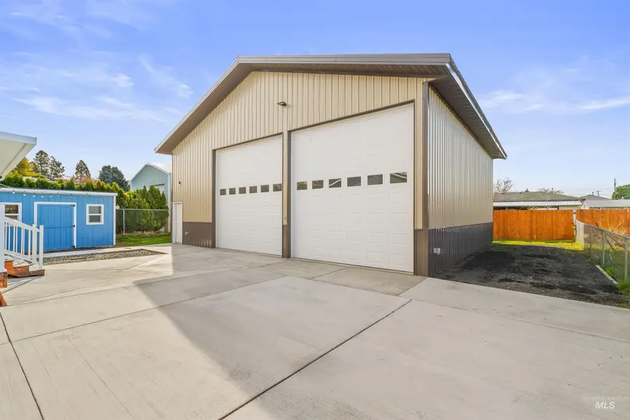 420 Linden Ave, Lewiston, ID 83501 - #3