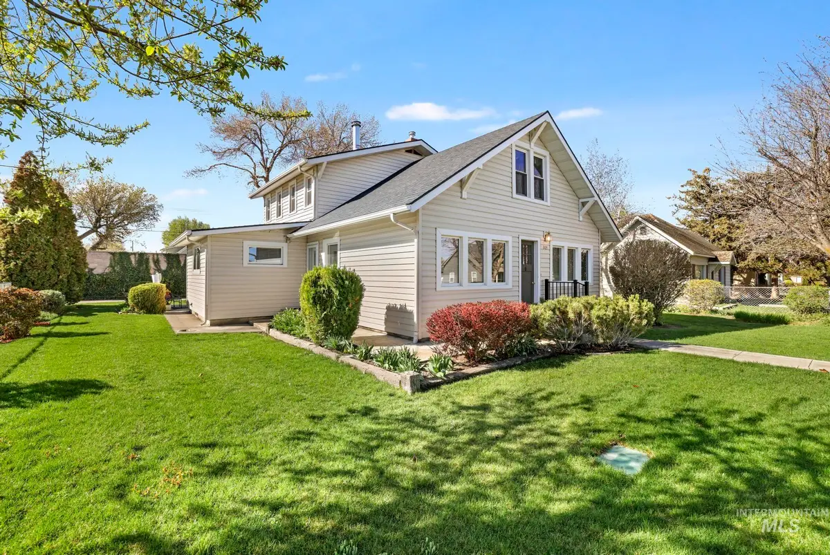 305 Madison St W, Kimberly, ID 83341 - #1