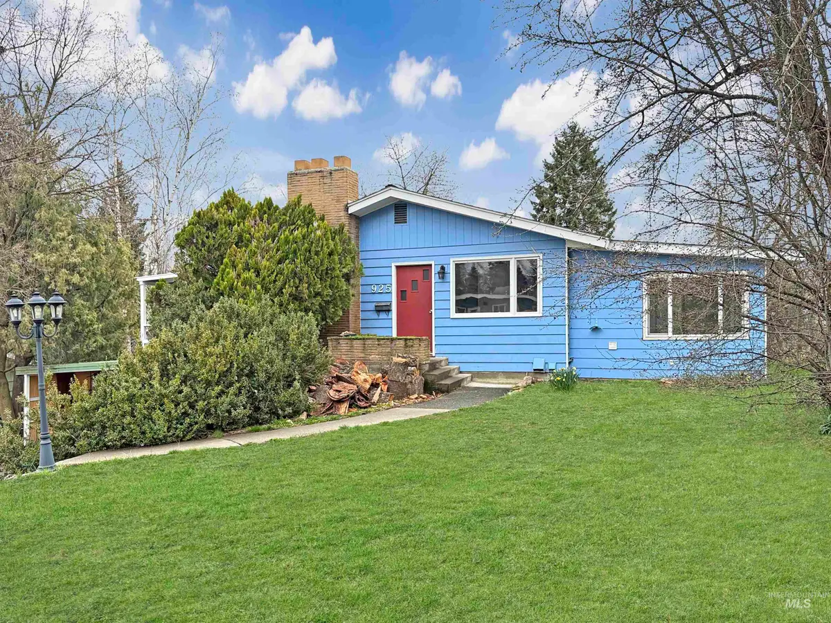 925-929 E 8th, Moscow, ID 83843 - #1