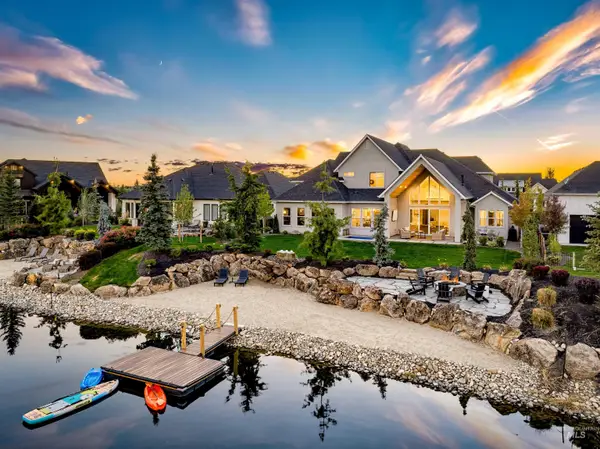 976 N Morehouse Ave, Eagle, ID 83616