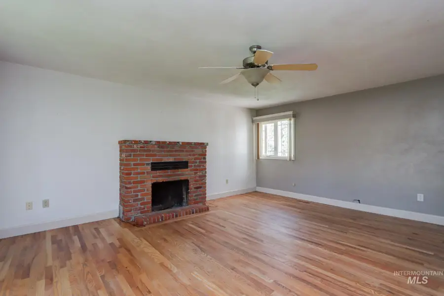 41 N Dorian Dr, Ontario, OR 97914 - #3