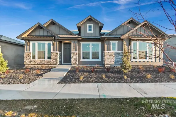 11140 S Corballis Ln, Kuna, ID 83634