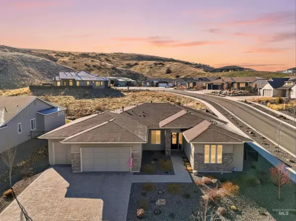 18051 N Burnt Car Pl, Boise, ID 83714