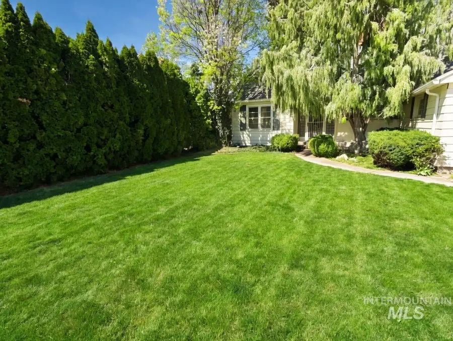 1131 11th Ave E, Twin Falls, ID 83301 - #2