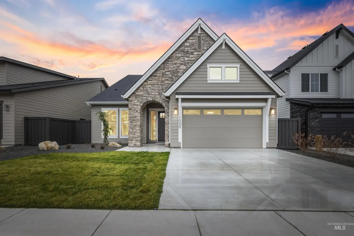 934 E Escalation St, Meridian, ID 83642 - #1