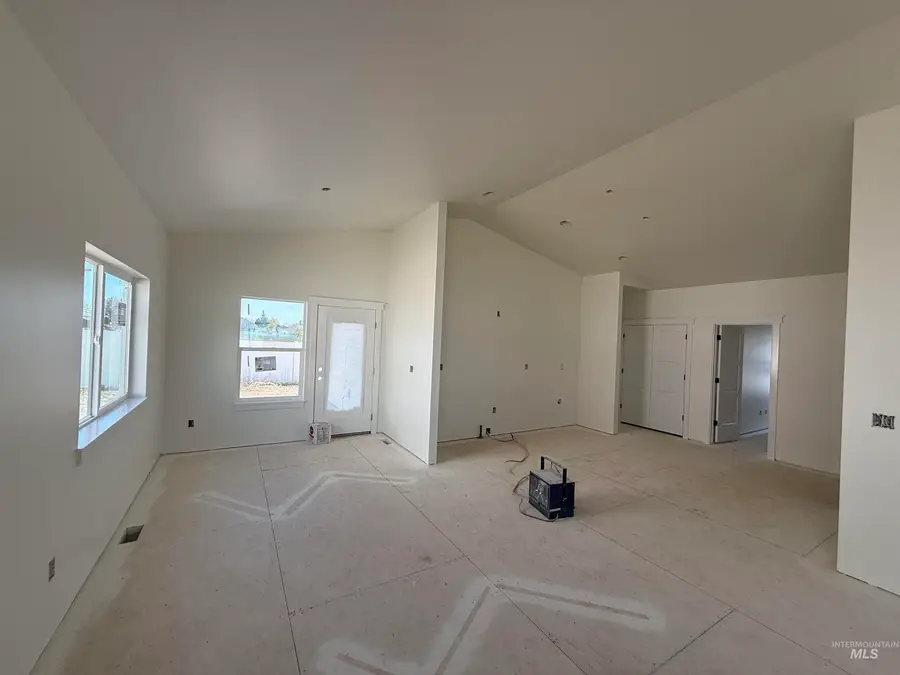 1317 E 18th Ave., Jerome, ID 83338 - #3