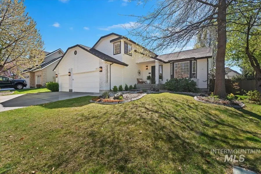 1917 E Shalimar Dr, Eagle, ID 83616 - #2