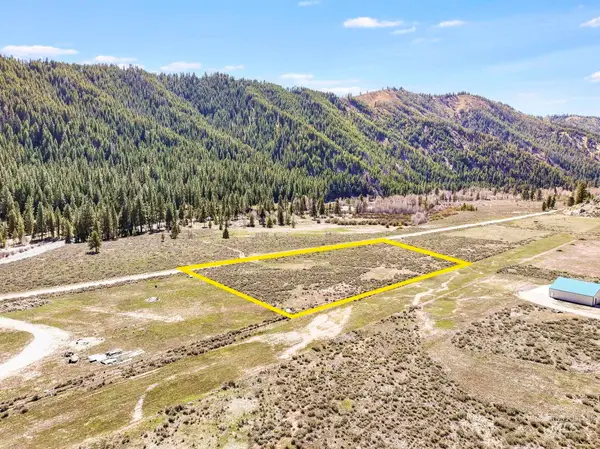 Lot 13 Block 3 South Fork Ranch Sub, Featherville, ID 83647