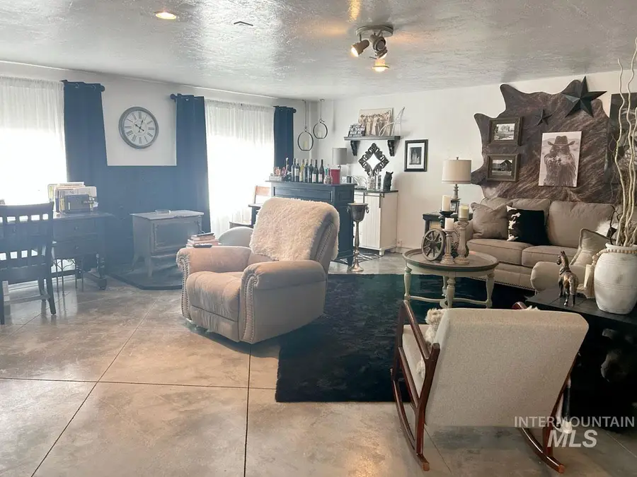 525 S Star Rd, Star, ID 83669 - #3