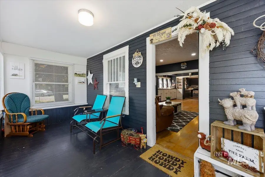 1141 Main St, Gooding, ID 83330 - #3