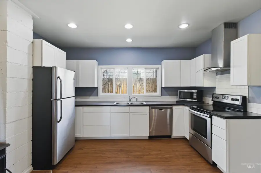 600 Main St, Deary, ID 83832 - #3