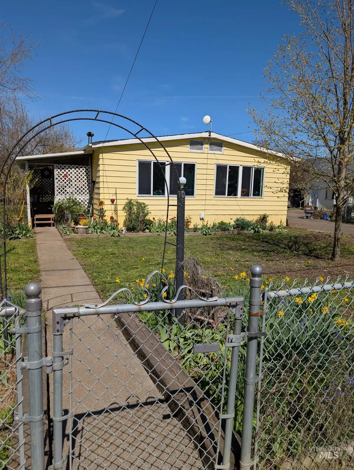 824 Nickel Street, Kamiah, ID 83536 - #1