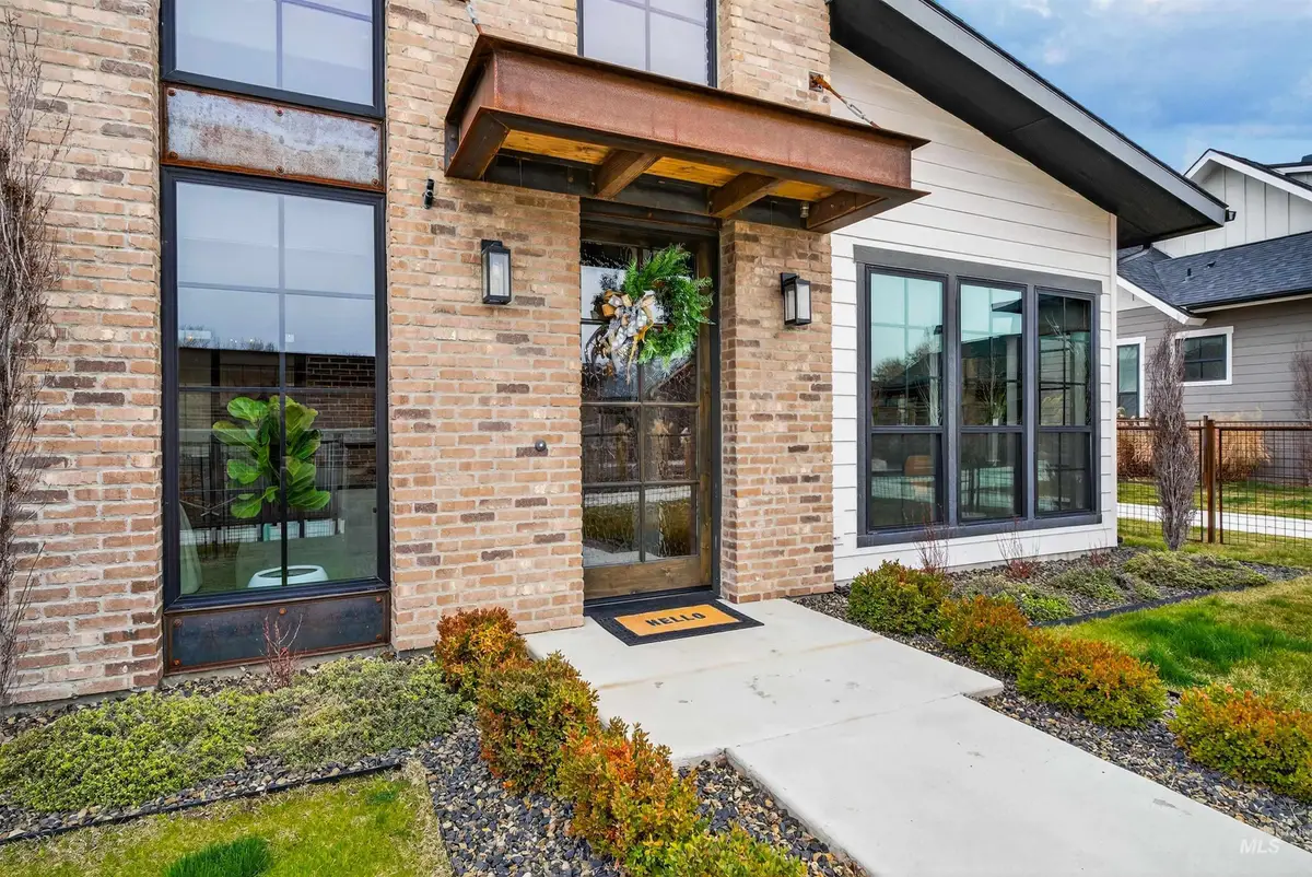 2526 W Rustic Forge St, Eagle, ID 83616 - #1