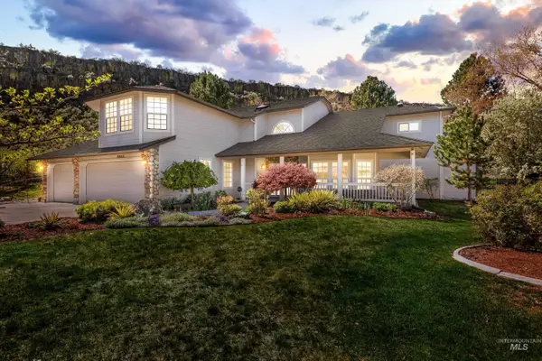 5663 E Gateway Dr, Boise, ID 83716