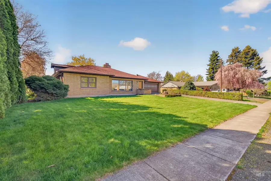 412 Warner Ave, Lewiston, ID 83501 - #2