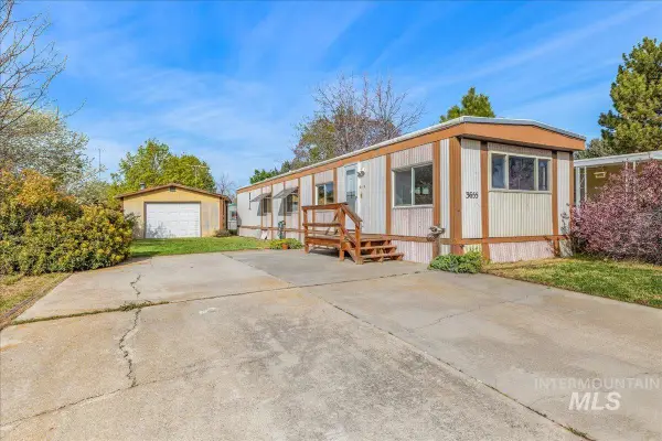 3655 S Clacton Way, Boise, ID 83716