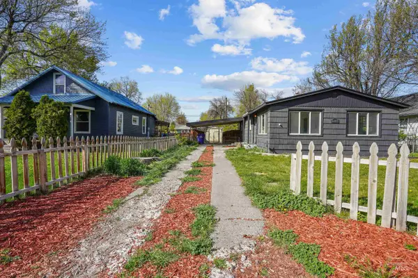 1213 E 8th Ave, Twin Falls, ID 83301