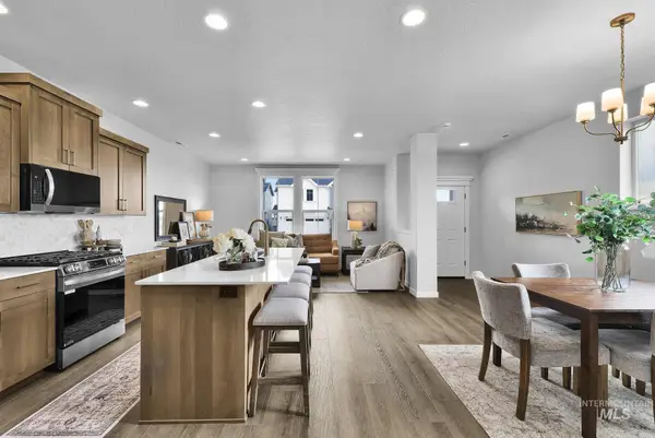 414 N Fritts Ave, Meridian, ID 83642