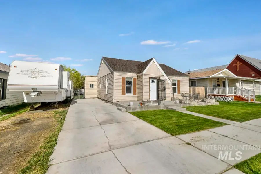 416 12th Ave N, Buhl, ID 83316 - #3