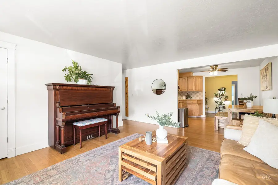 10196 W Bigwood Dr, Boise, ID 83709 - #3