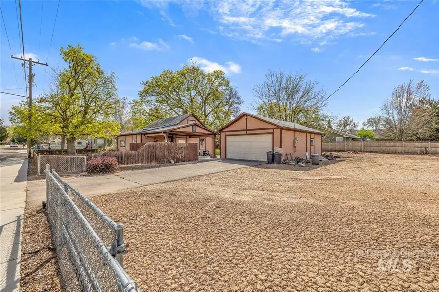 2201 S Hervey St, Boise, ID 83705 - #3
