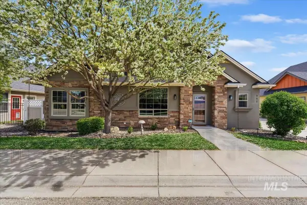 522 S Whisperwood Way, Boise, ID 83709