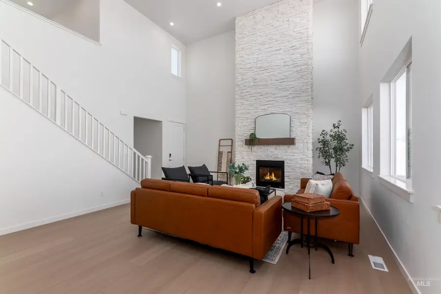 1503 N Burnam Ave, Star, ID 83669 - #2