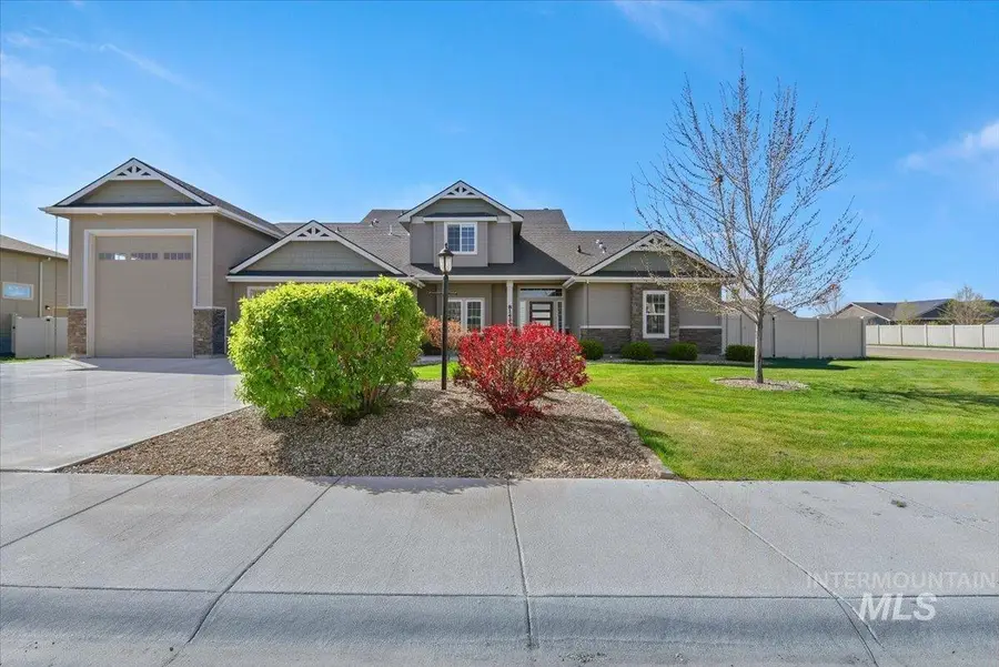 8143 Swiftwater Dr, Nampa, ID 83686 - #2