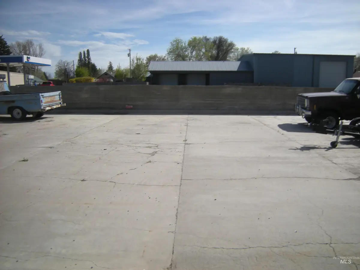 Appr 403 Main St (lots 16,17, 18 Blk 5), Hazelton, ID 83355 - #1
