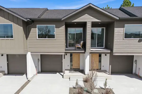 522 Diamond, Emmett, ID 83617