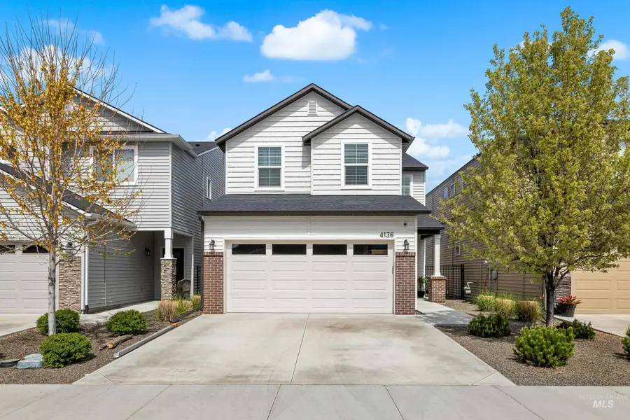 4136 E Blueberry St, Meridian, ID 83642 - #3