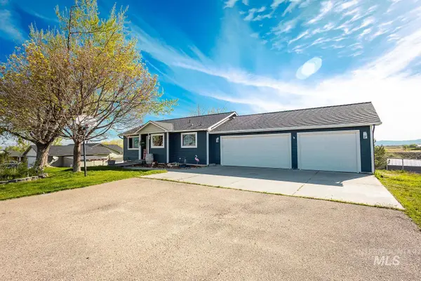 3950 Cassia Rd, New Plymouth, ID 83655