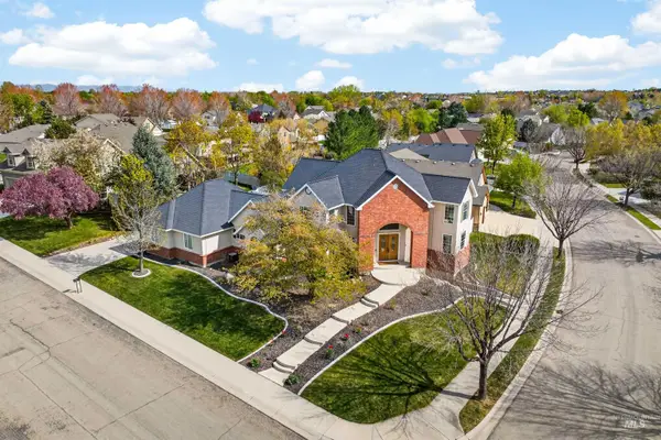 479 W Polar Bear, Meridian, ID 83642