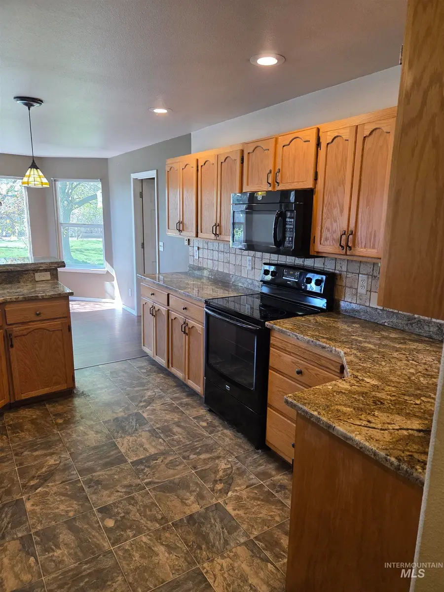 8111 W Elm Brook Street, Boise, ID 83704 - #3