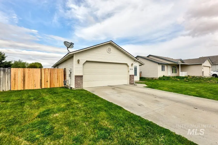 3719 Hickman St, Caldwell, ID 83607 - #2