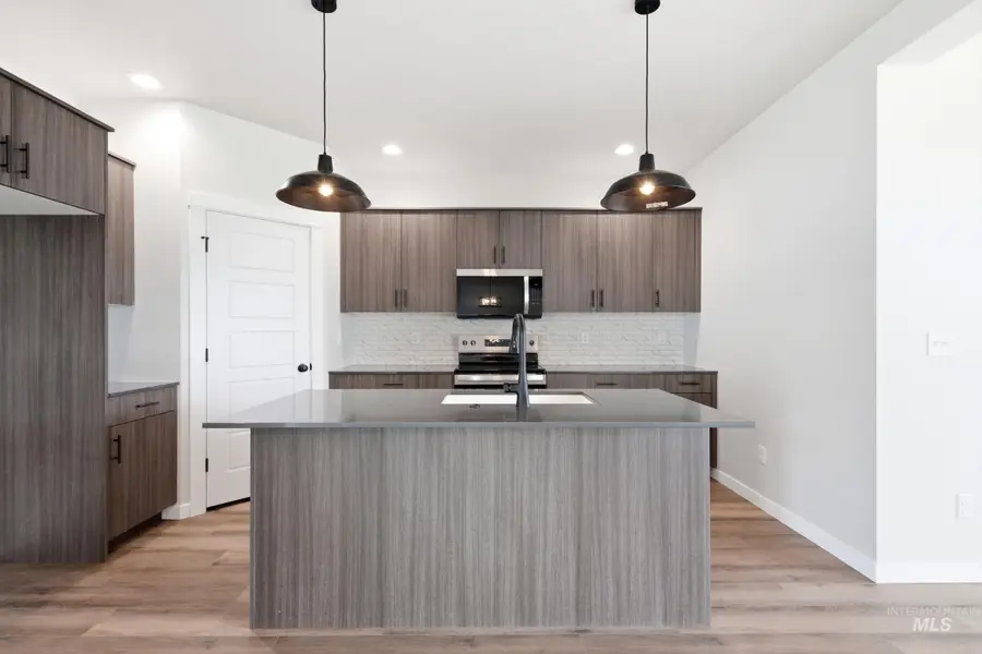 4314 N Camp Creek Ave, Meridian, ID 83646 - #3