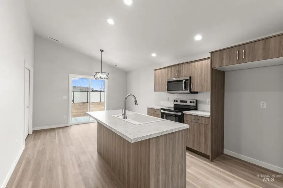 4112 Austin St, Caldwell, ID 83605 - #3