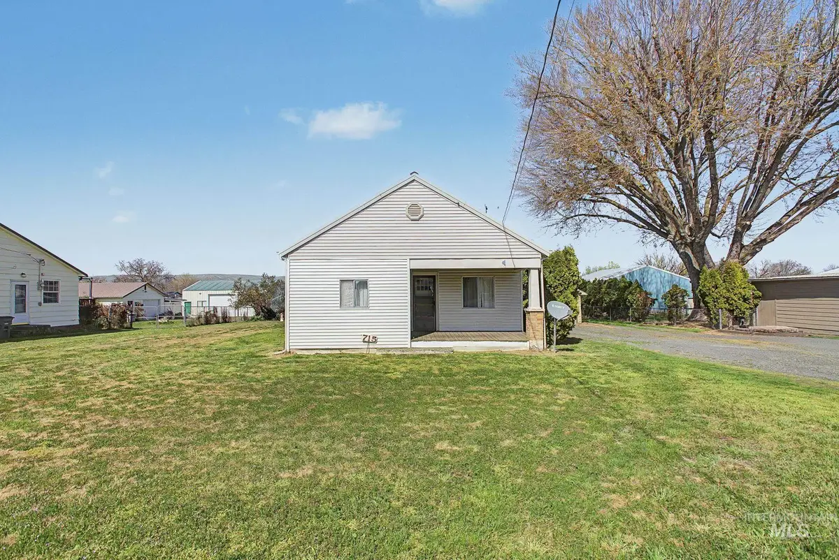 715 Bryden Avenue, Lewiston, ID 83501 - #1