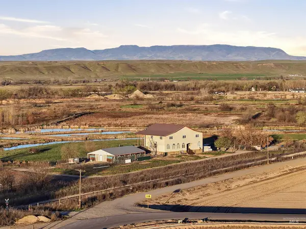 6260 Blaine Rd, New Plymouth, ID 83655