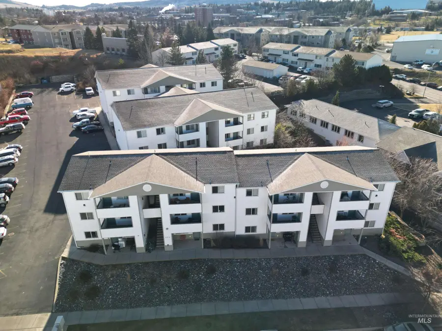 230, 232, 234 Baker St, Moscow, ID 83843 - #2