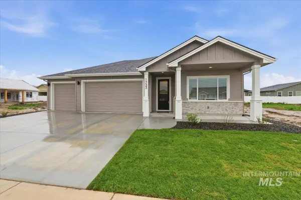 1733 Haystack Rd, Emmett, ID 83617