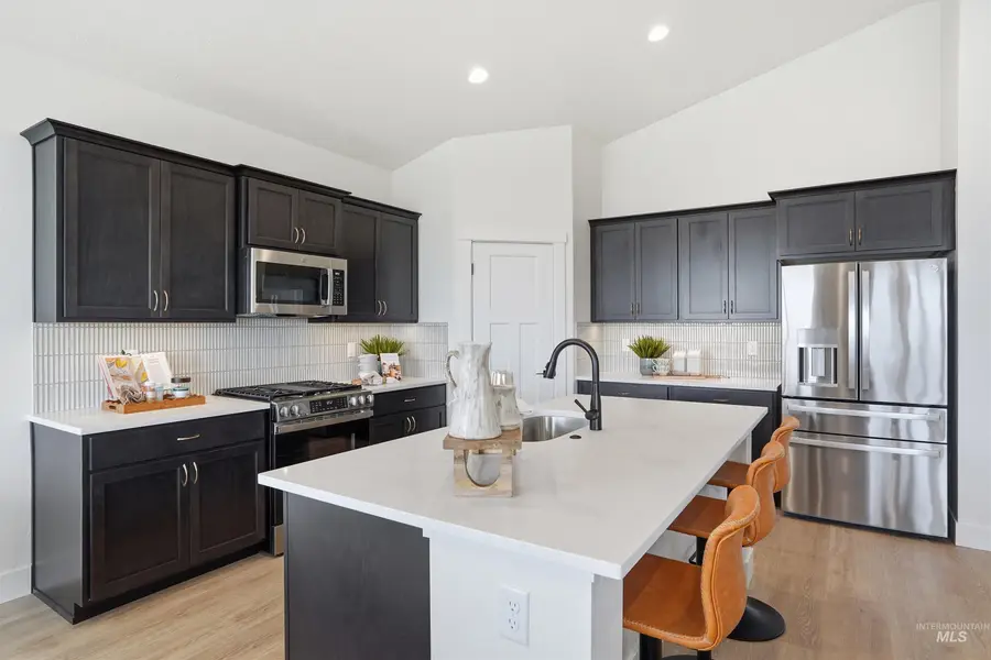 4407 Dawnstar Ave, Caldwell, ID 83607 - #2